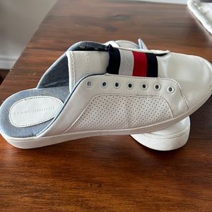 Tommy Hilfiger Sneaker Slides